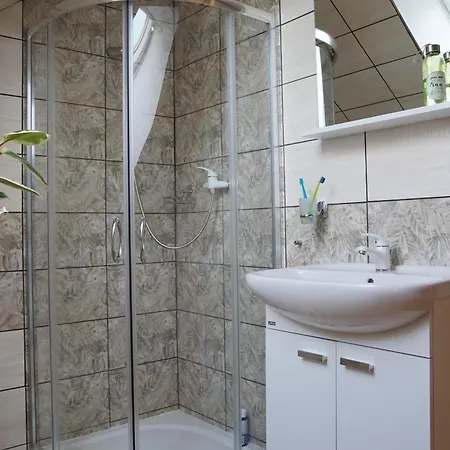 Yogashrama Traditional