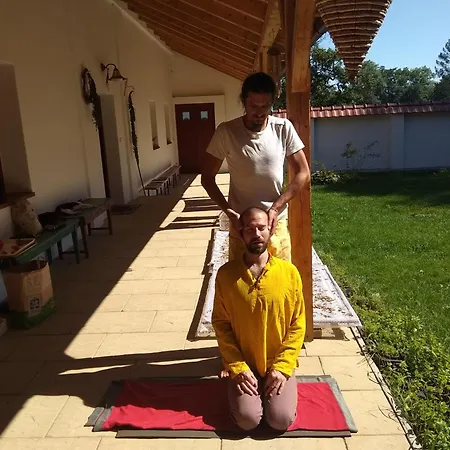 Gasthuis Yogashrama Traditional Ústí nad Orlicí