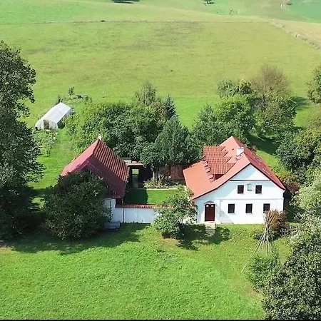 Yogashrama Traditional Guest house Usti nad Orlici